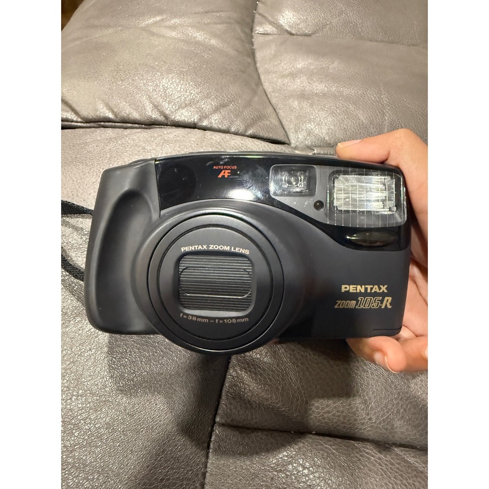 Pentax Zoom 105-R 35mm Film Camera AF 38-105mm Lens Black Point and Shoot